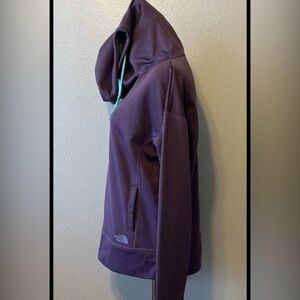 The North Face woman’s SZ M purple funnel neck pullover hoodie